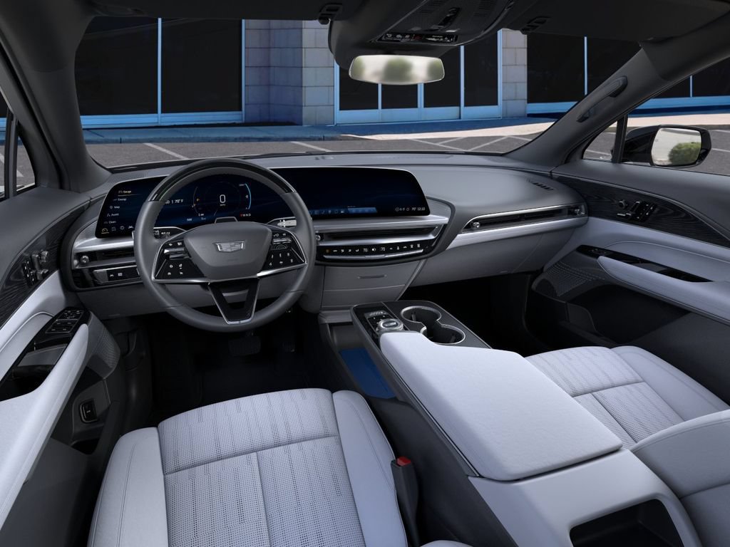 New 2026 Cadillac Lyriq Luxury AWD/4WD image 15