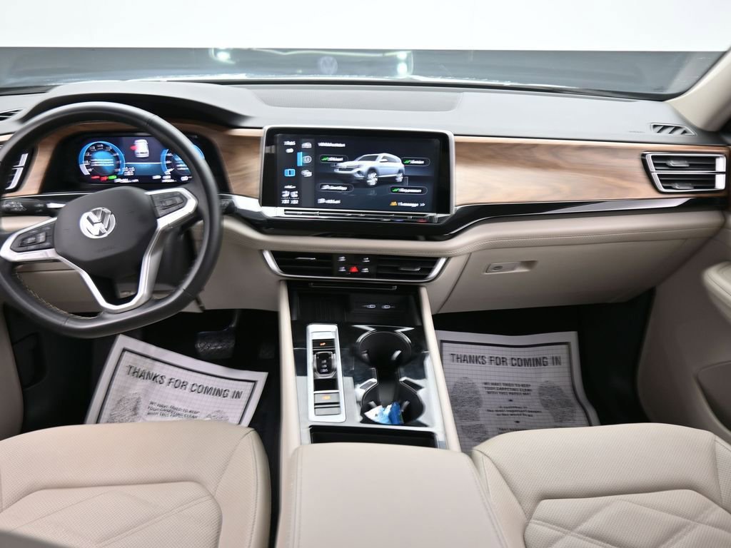 Used 2025 Volkswagen Atlas SE FWD image 15