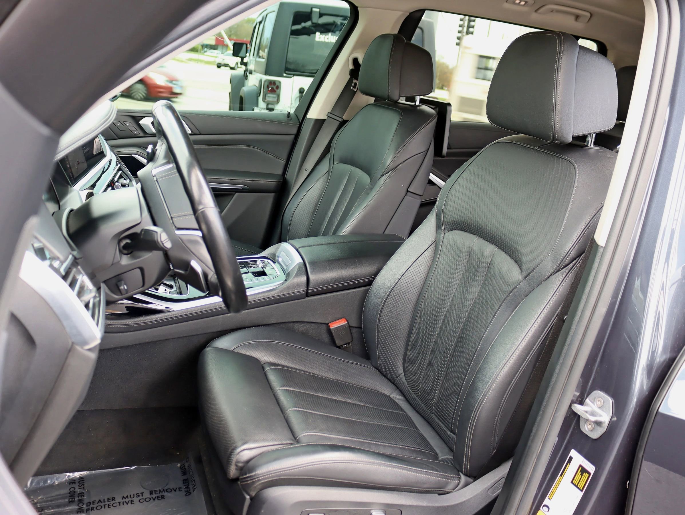 Used 2019 BMW X7 xDrive40i w/ Premium Package AWD/4WD image 36