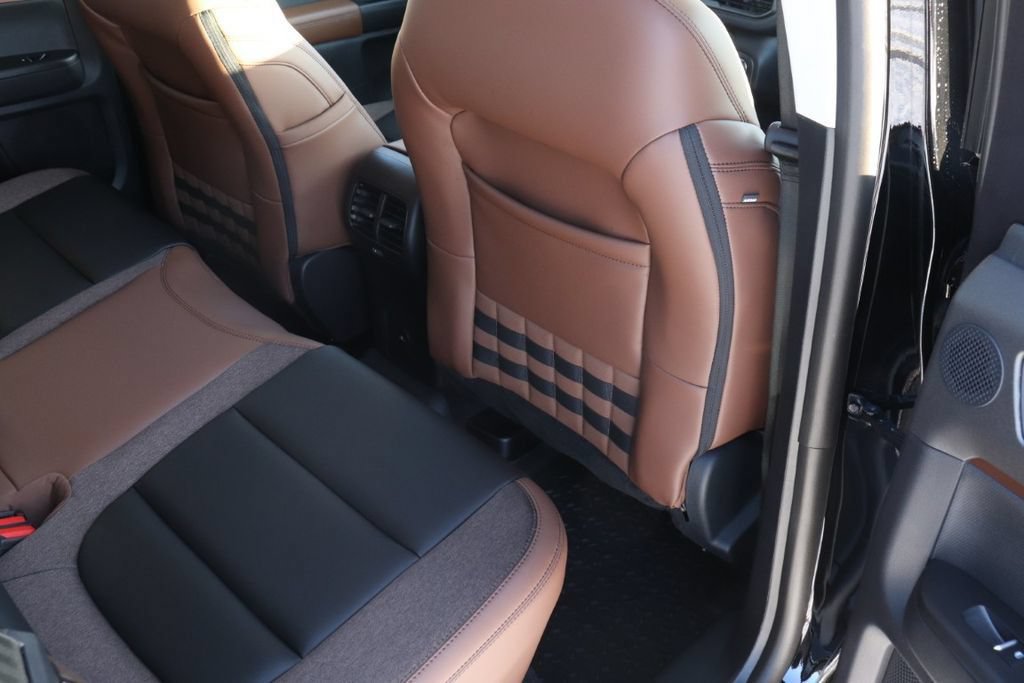 New 2025 Ford Bronco Sport Outer Banks w/ Outer Banks Tech Package+ AWD/4WD image 38