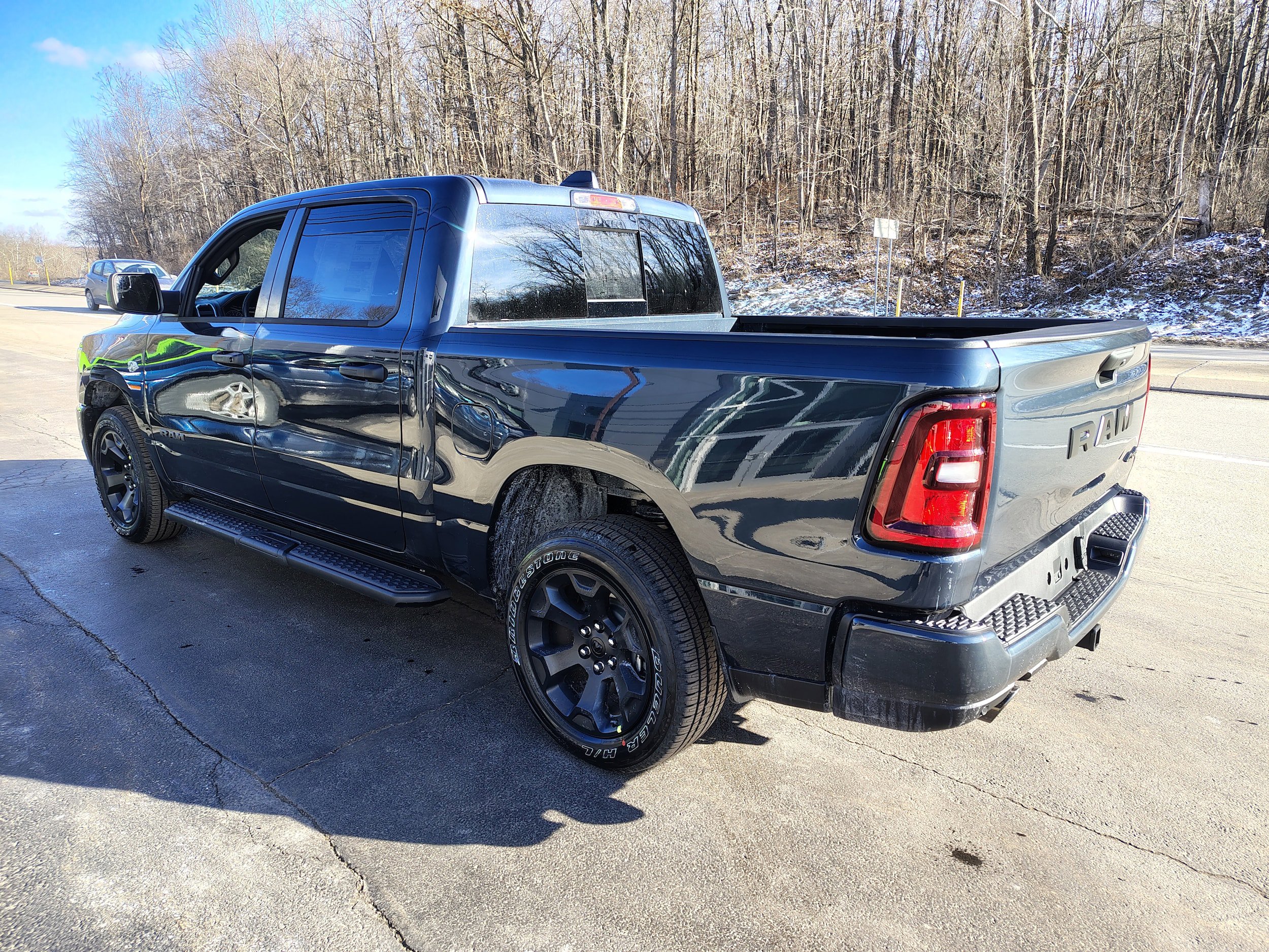 New 2026 RAM 1500 Express AWD/4WD image 8