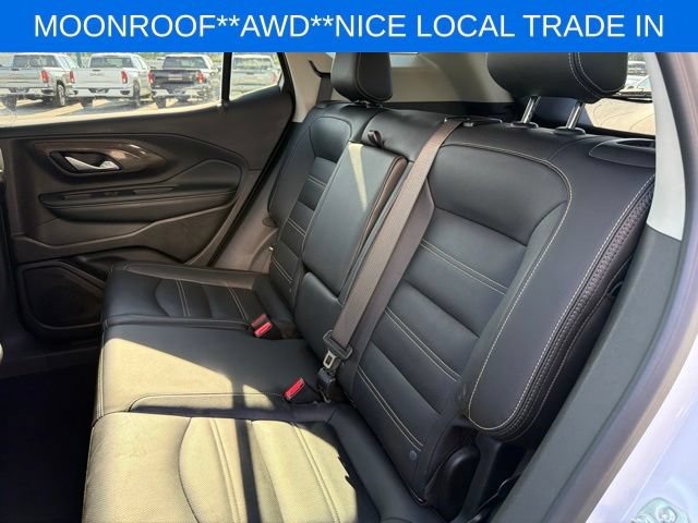Used 2024 GMC Terrain Denali w/ Denali Premium Package AWD/4WD image 17