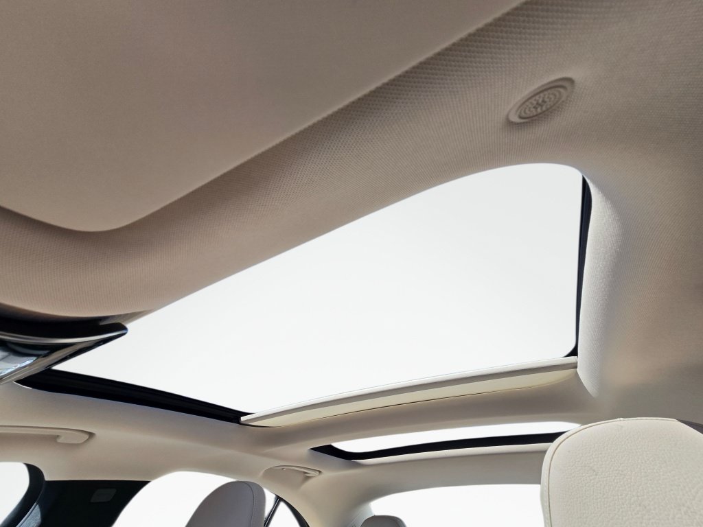 New 2027 Mercedes-Benz E 350 4MATIC Sedan image 42