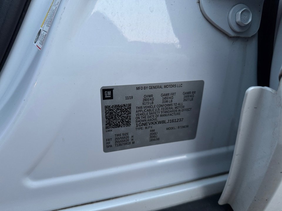 Used 2020 Chevrolet Traverse Premier w/ LPO, Floor Liner Package image 39