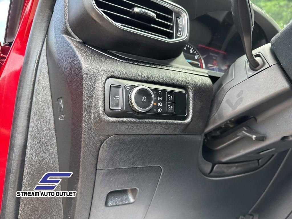 Used 2023 Ford Explorer ST-Line w/ Class IV Trailer Tow Package image 35