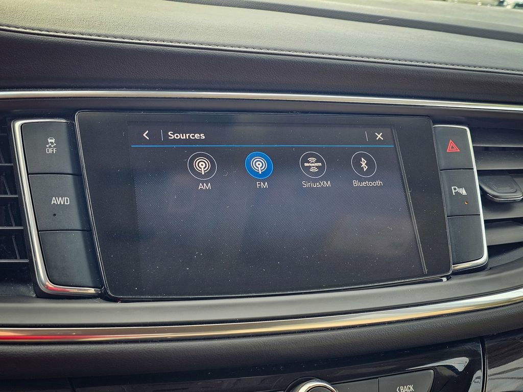 Used 2020 Buick Enclave Essence w/ Sound and Sites Package image 23