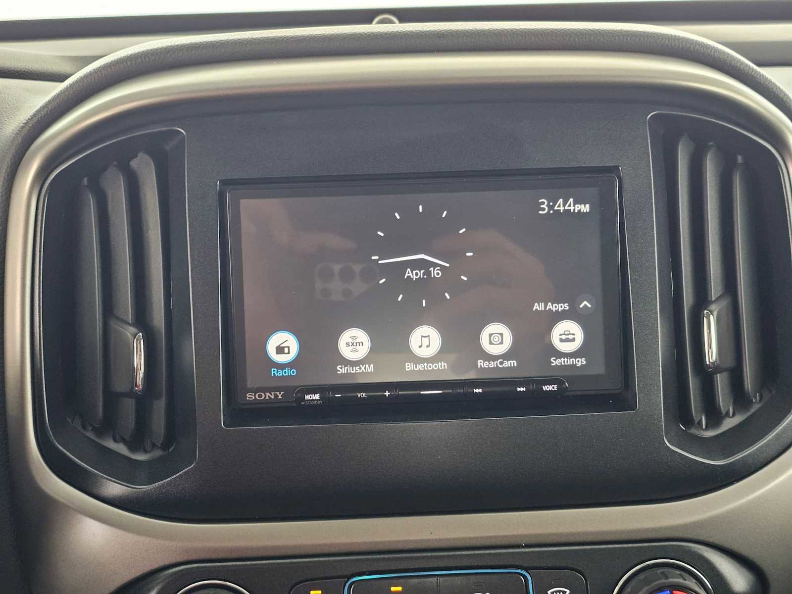 Used 2015 Chevrolet Colorado Z71 image 25