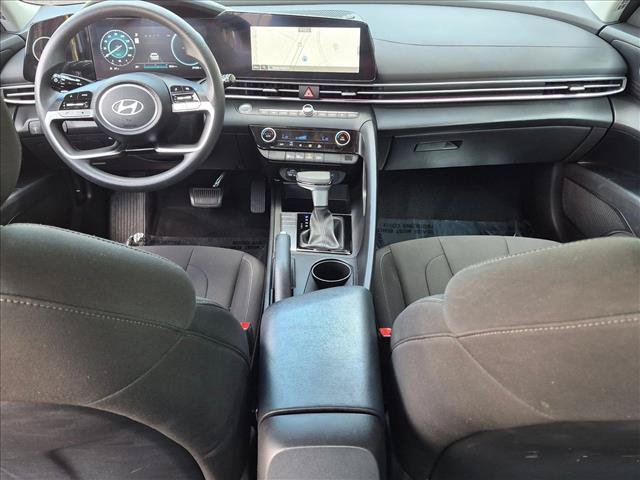Used 2024 Hyundai Elantra SEL FWD image 16