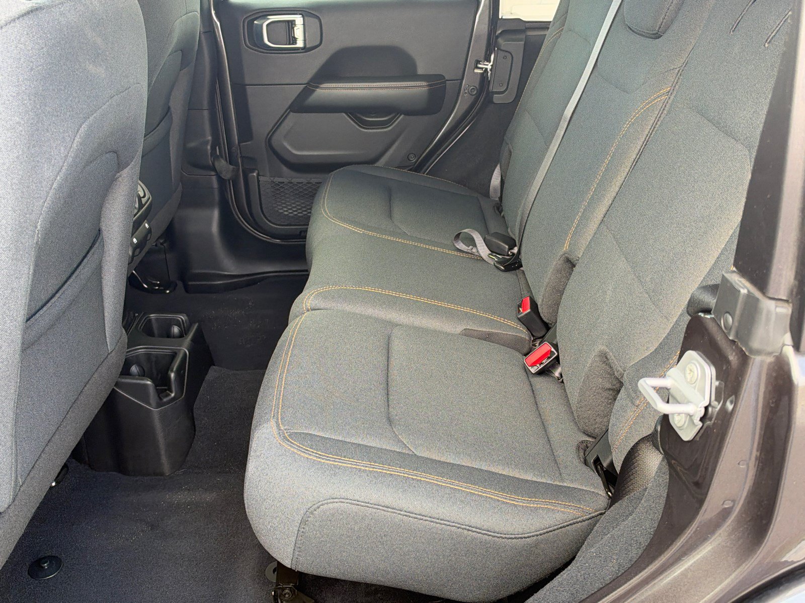 Used 2026 Jeep Wrangler Unlimited Sahara AWD/4WD image 20
