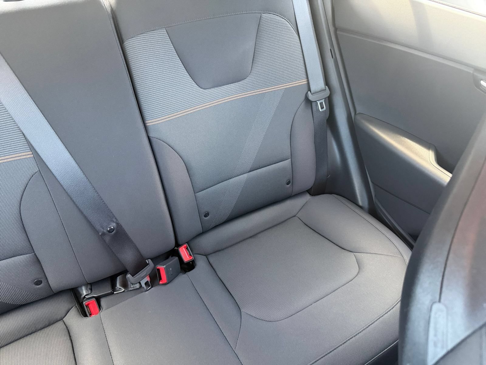 Used 2026 Kia Niro LX FWD image 35