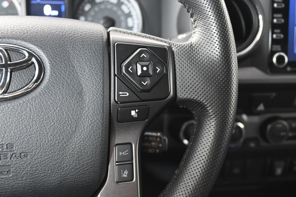 Used 2023 Toyota Tacoma TRD Off-Road AWD/4WD image 36