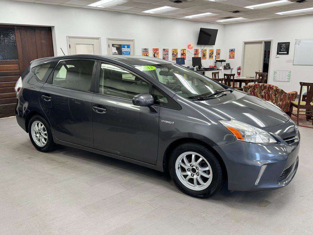 Used 2013 Toyota Prius V Two image 27