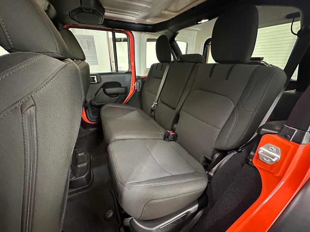 Used 2023 Jeep Wrangler Unlimited w/ Cold Weather Group image 22