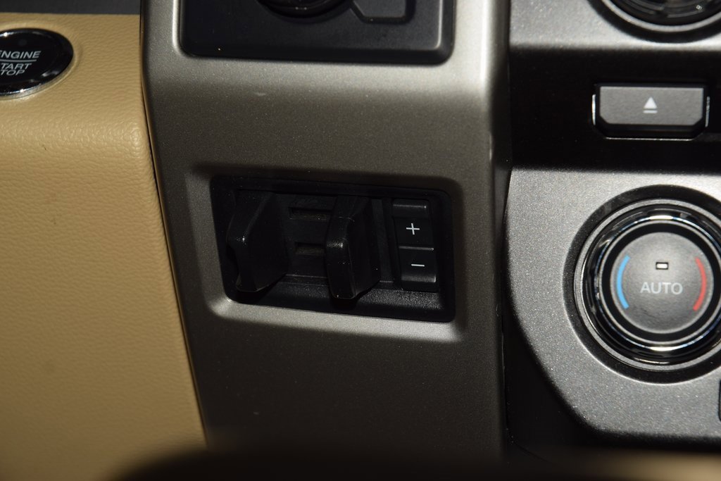 Used 2017 Ford F350 Lariat w/ Lariat Ultimate Package image 35