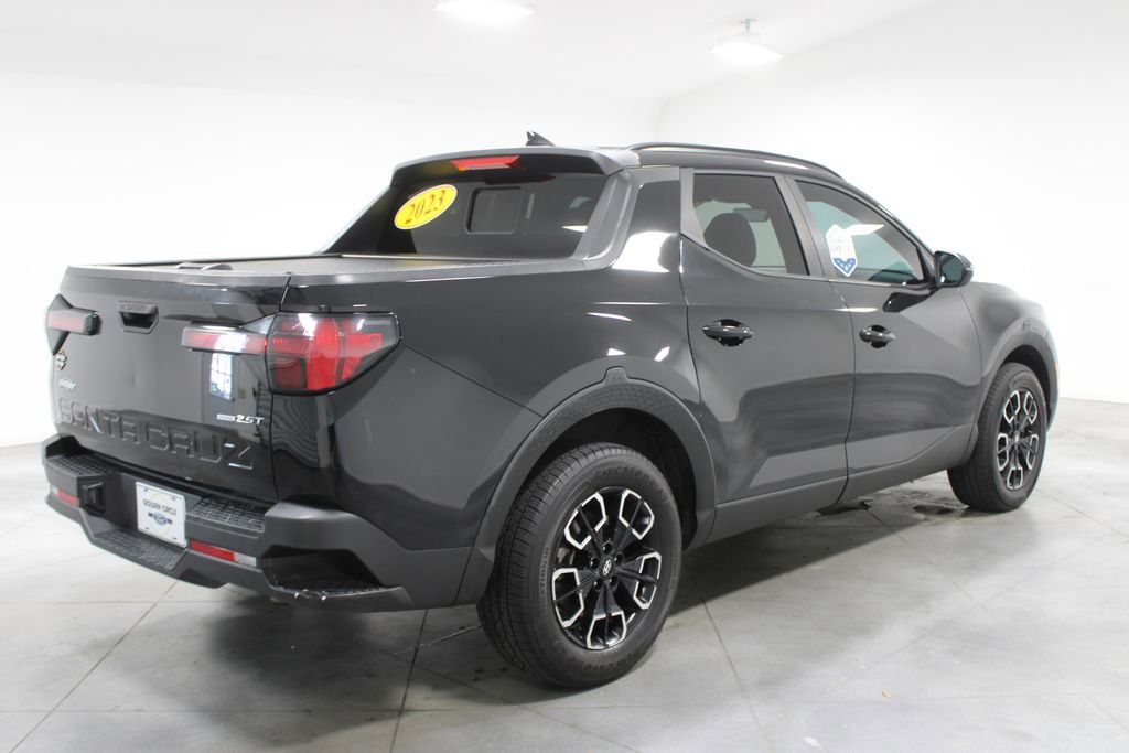 Used 2023 Hyundai Santa Cruz SEL Premium image 9