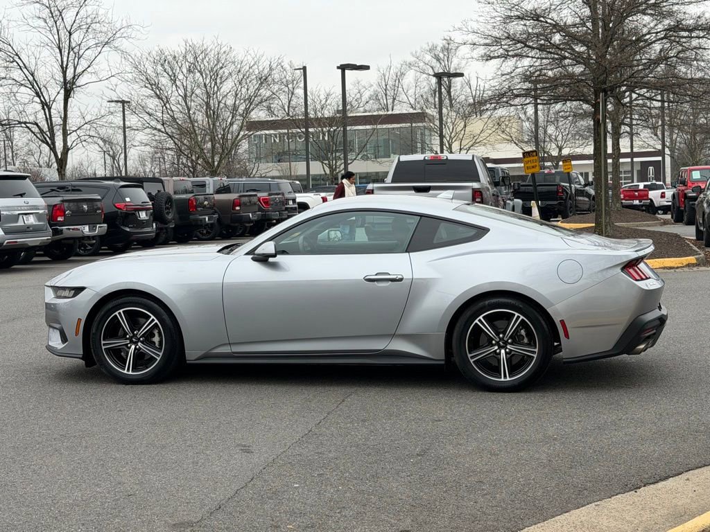 Used 2024 Ford Mustang Premium image 10