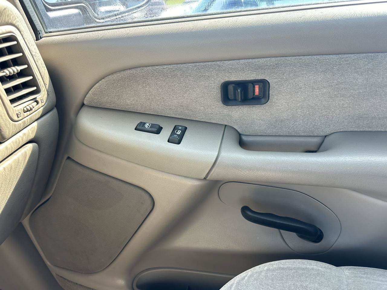 Used 2002 Chevrolet Silverado 2500 LS w/ Electrical Convenience Pkg AWD/4WD image 76