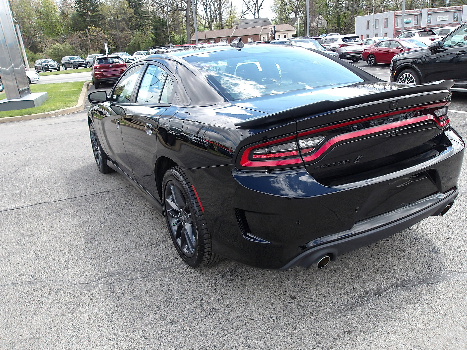 Used 2022 Dodge Charger GT w/ Blacktop Package image 5