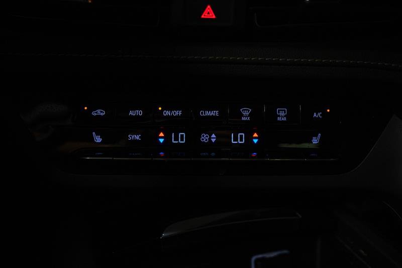 Used 2023 Buick Envision Preferred FWD image 21