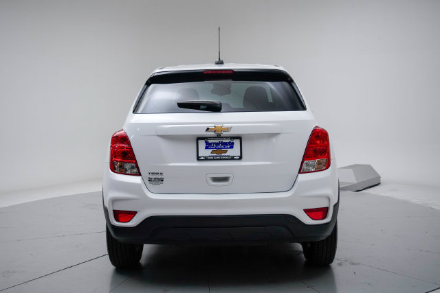 Used 2020 Chevrolet Trax LS w/ Tint and Cruise Package FWD image 5