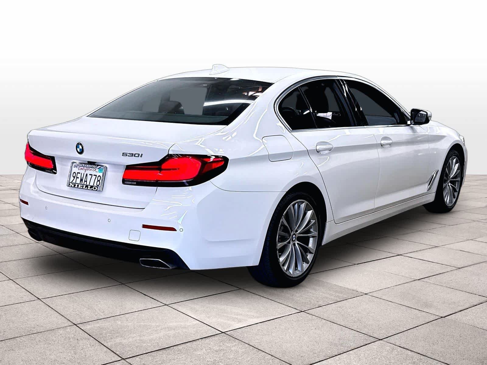 Used 2023 BMW 530i w/ Executive Package RWD image 15