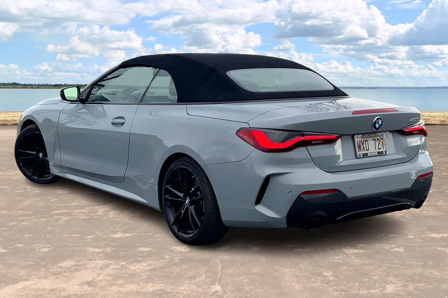 Used 2023 BMW 430i Convertible w/ M Sport Package RWD image 4