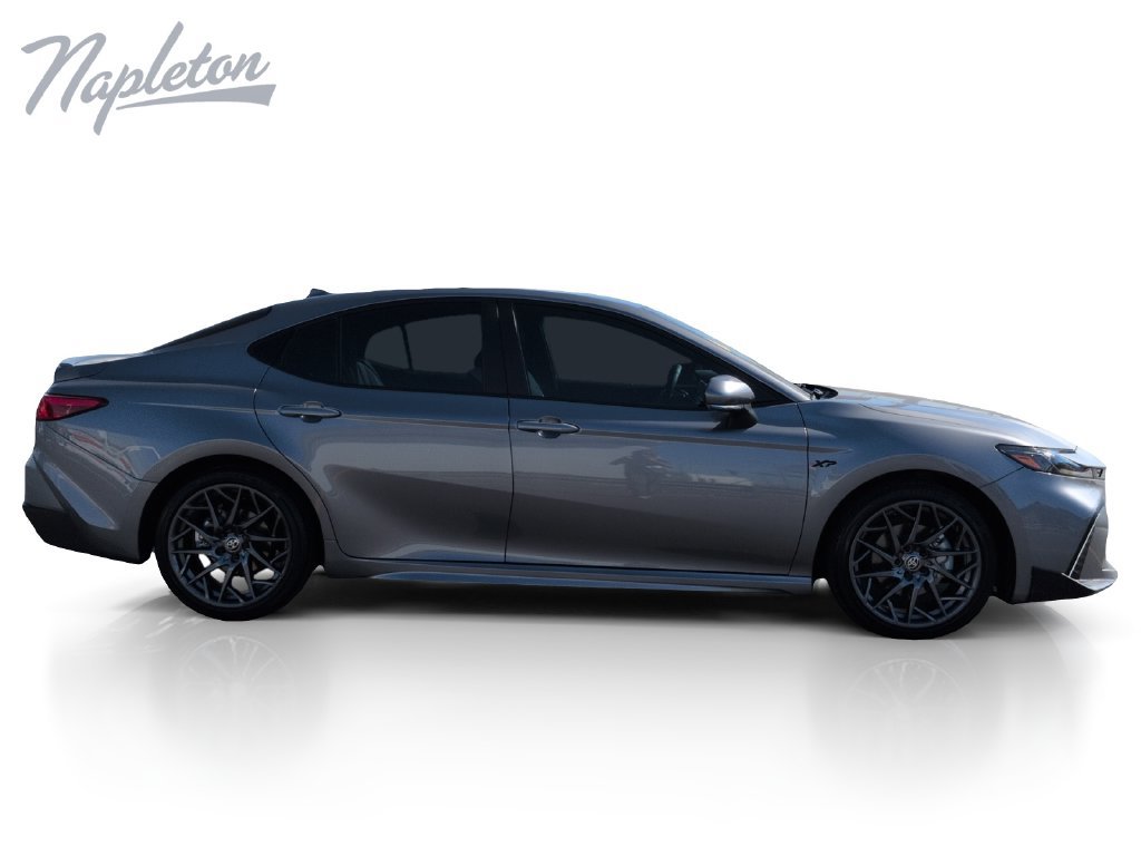 Used 2025 Toyota Camry SE FWD image 7