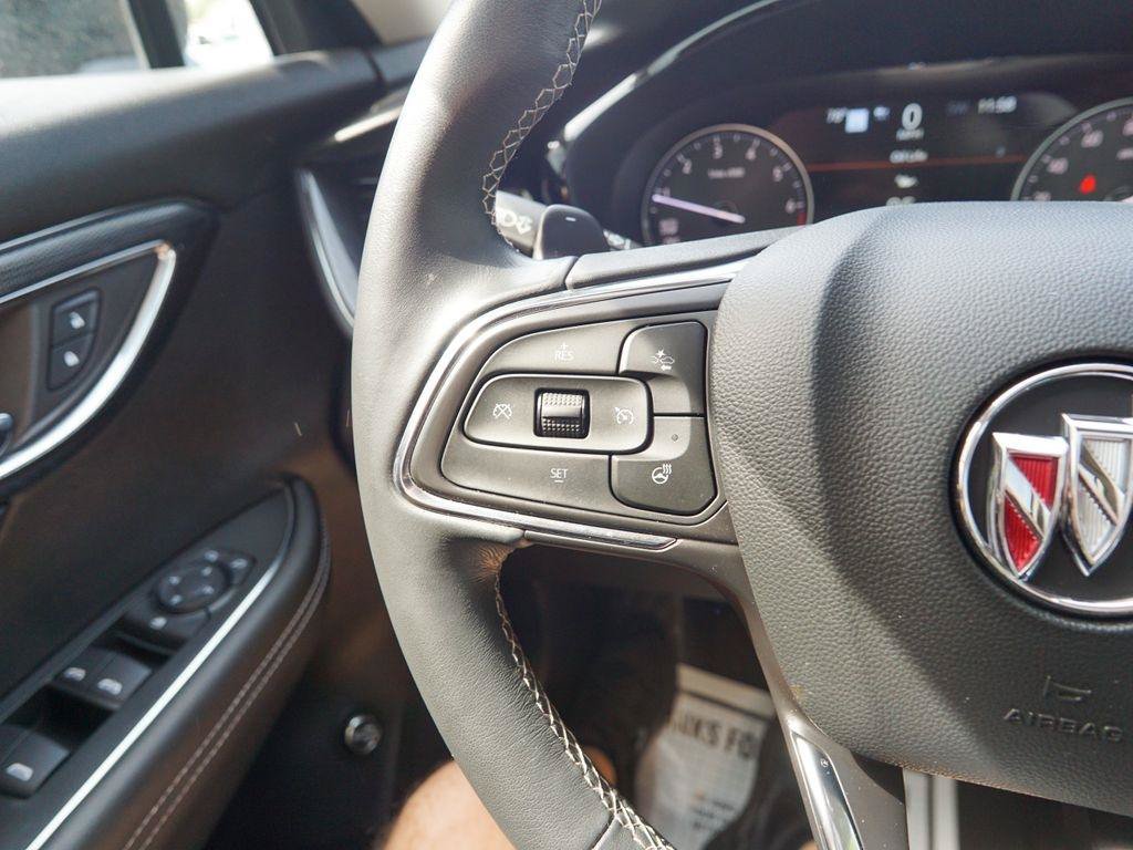 Used 2022 Buick Envision Essence w/ Technology Package II FWD image 24