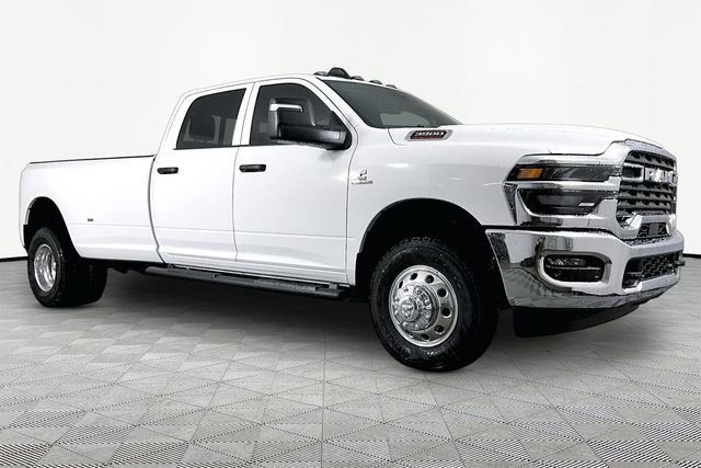 New 2026 RAM 3500 Tradesman AWD/4WD image 2