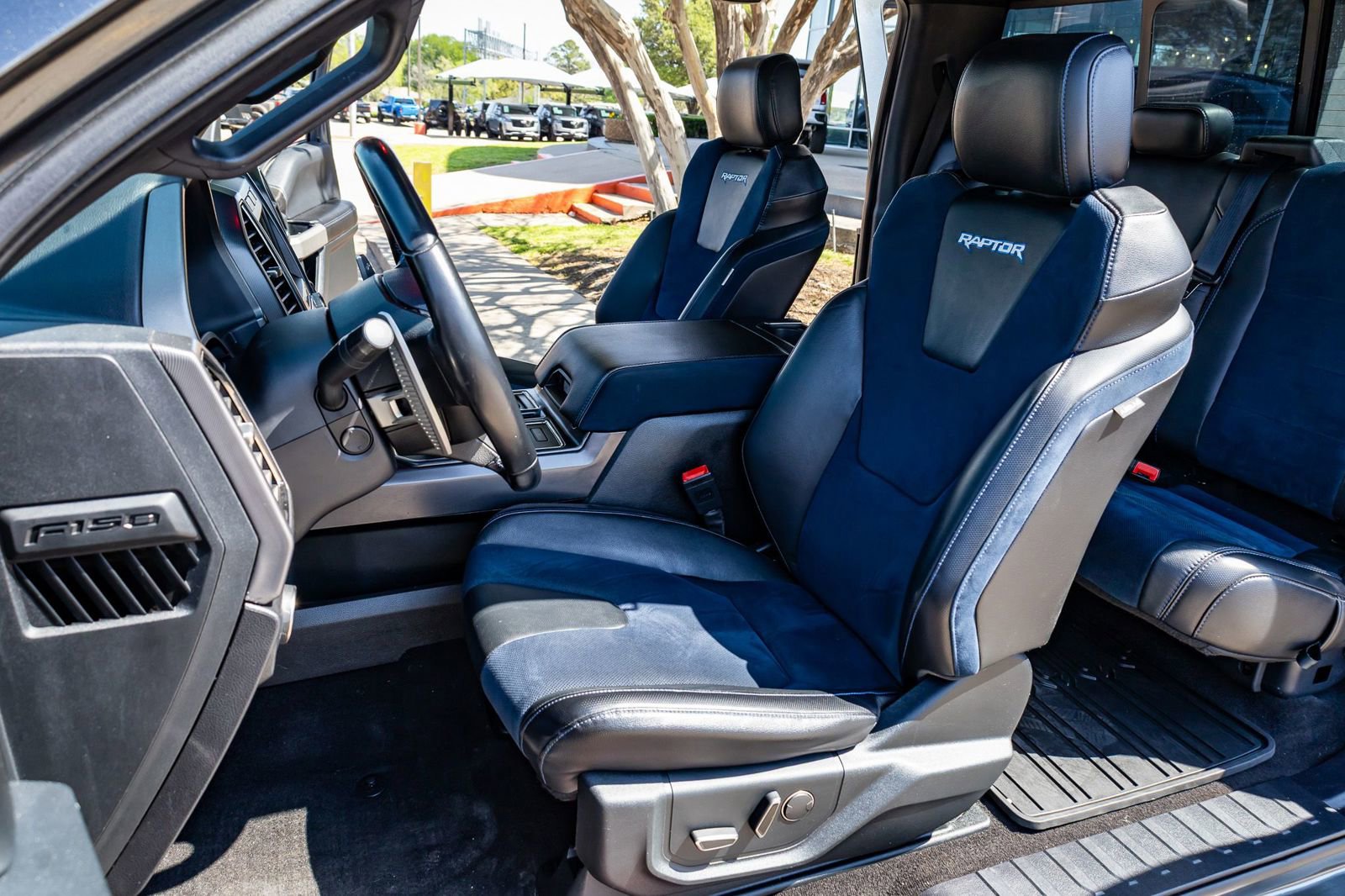 Used 2019 Ford F150 Raptor image 26