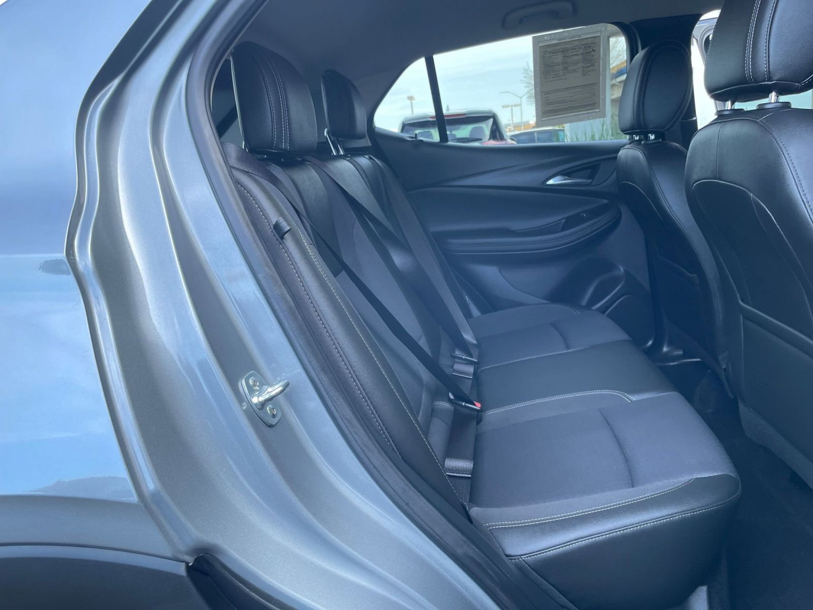 Used 2025 Buick Encore GX Preferred image 40