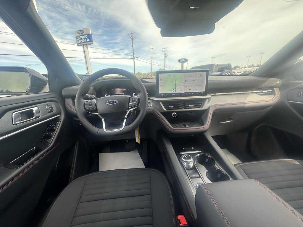 New 2025 Ford Explorer ST-Line image 17