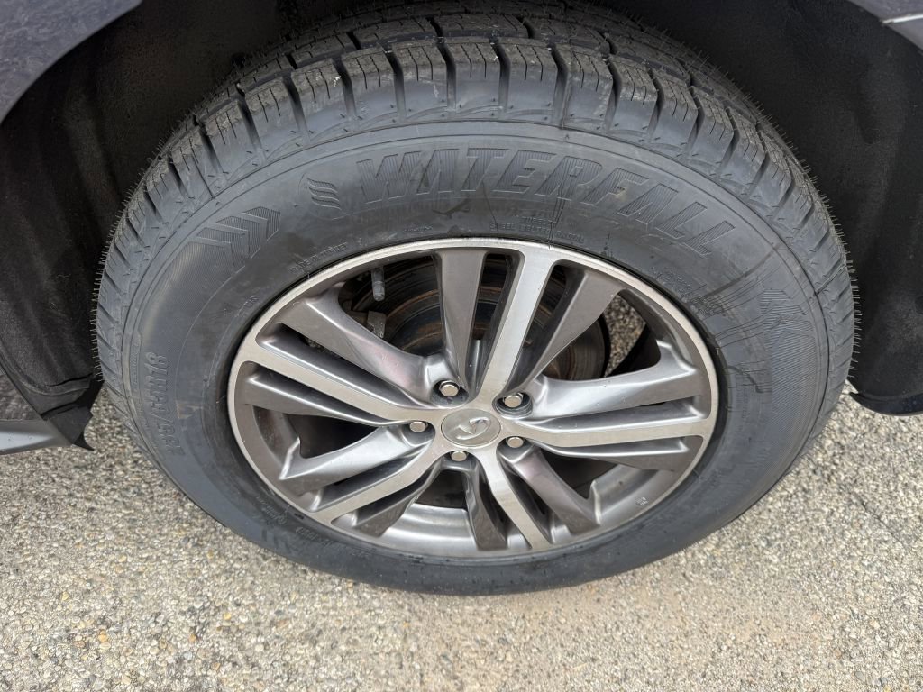 Used 2020 INFINITI QX60 Luxe w/ Essential Package image 18