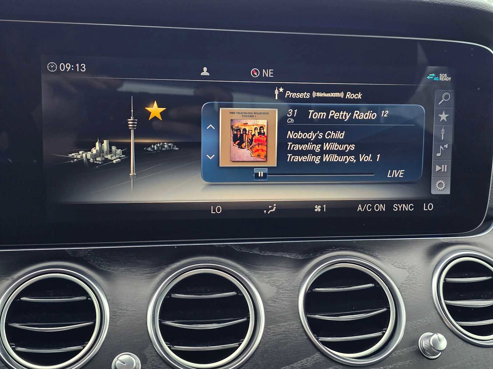 Used 2020 Mercedes-Benz E 350 Sedan image 31