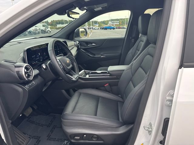 Used 2025 Chevrolet Equinox LT w/ Convenience Package II image 10