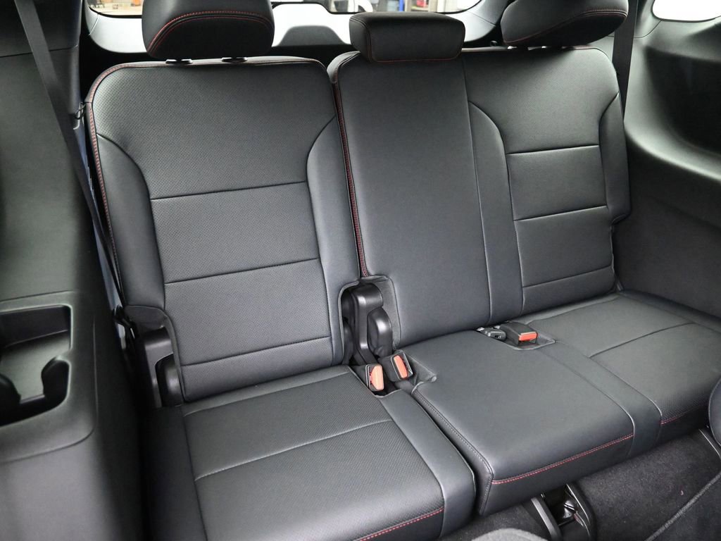 New 2026 Chevrolet Traverse RS image 10