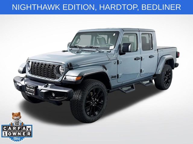 Used 2025 Jeep Gladiator Sport AWD/4WD image 3