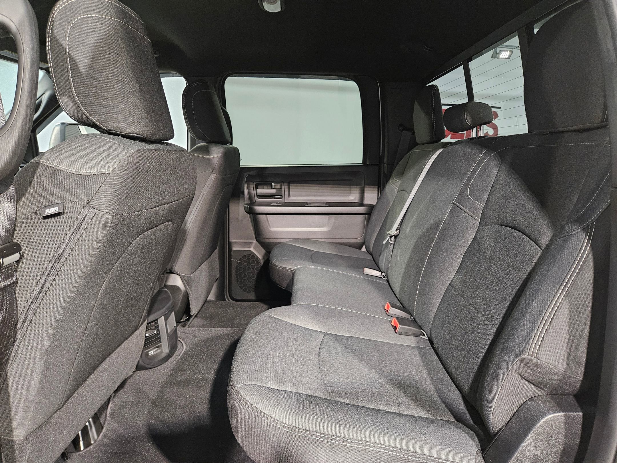 Used 2024 RAM 2500 Tradesman w/ Chrome Appearance Group image 35