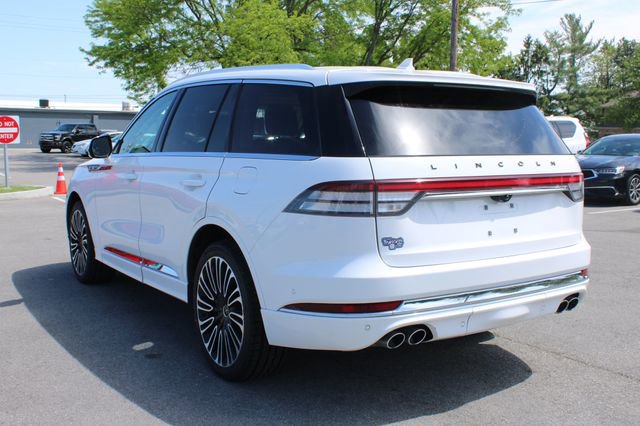 Used 2021 Lincoln Aviator Black Label w/ Dynamic Handling Package AWD/4WD image 39