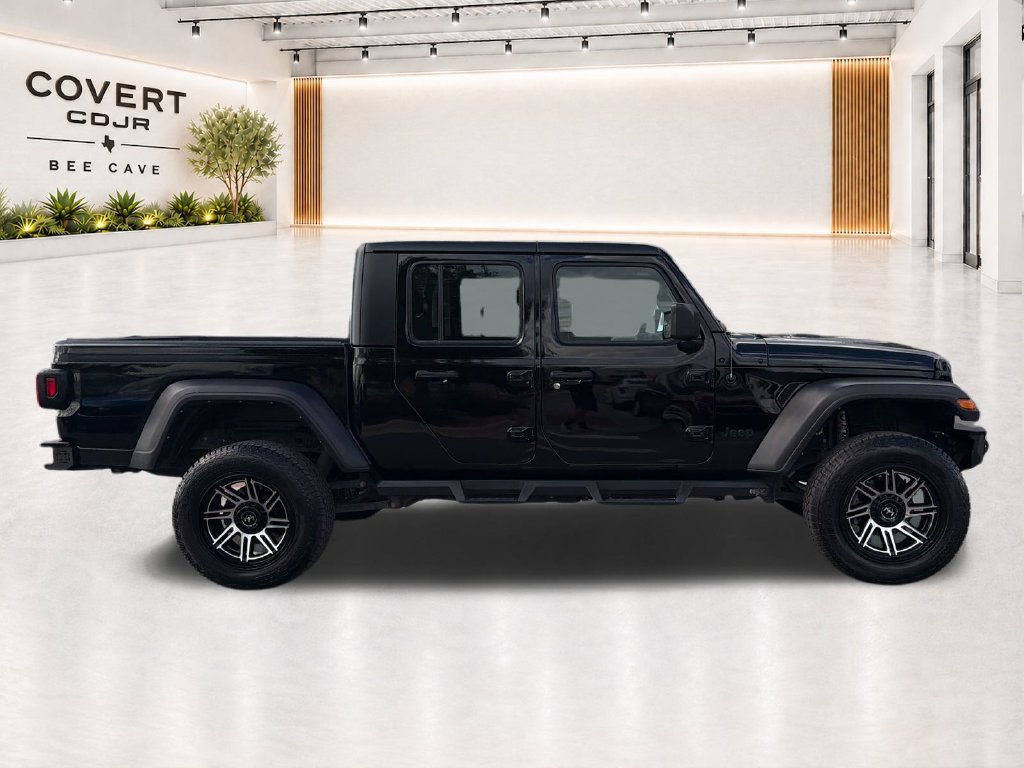 Used 2023 Jeep Gladiator Sport w/ Trailer Tow Package AWD/4WD image 11