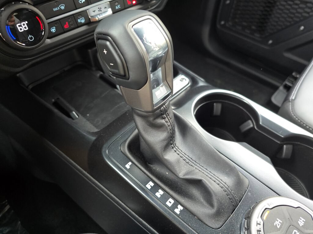 New 2026 Ford Bronco Outer Banks AWD/4WD image 27