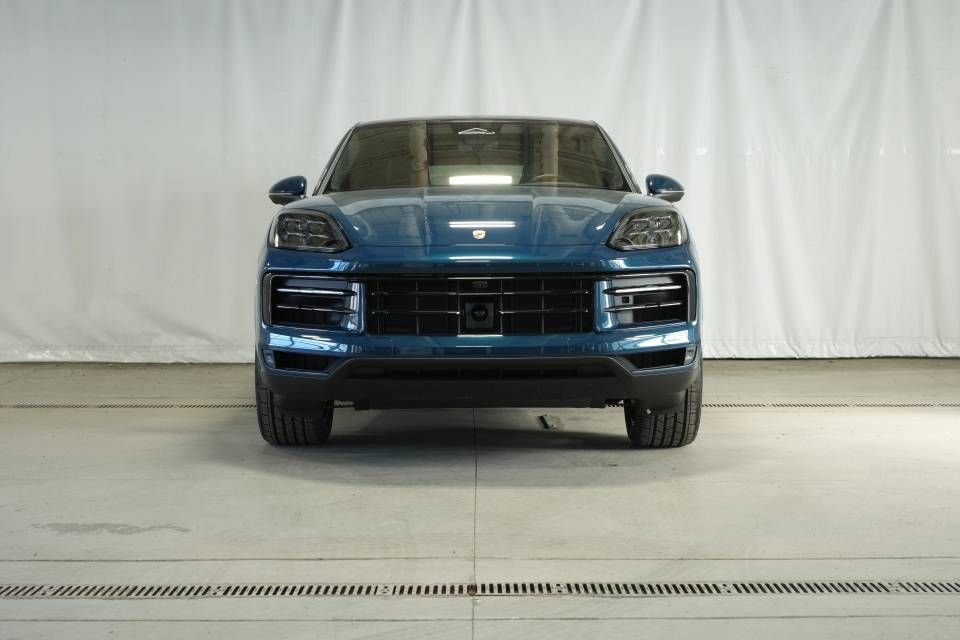 New 2026 Porsche Cayenne Coupe image 10
