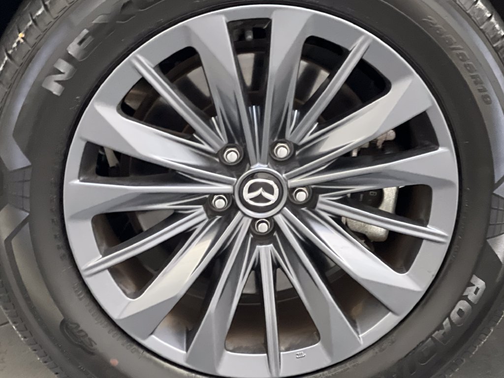 Used 2025 MAZDA CX-70 3.3 Turbo w/ Preferred Package AWD/4WD image 71