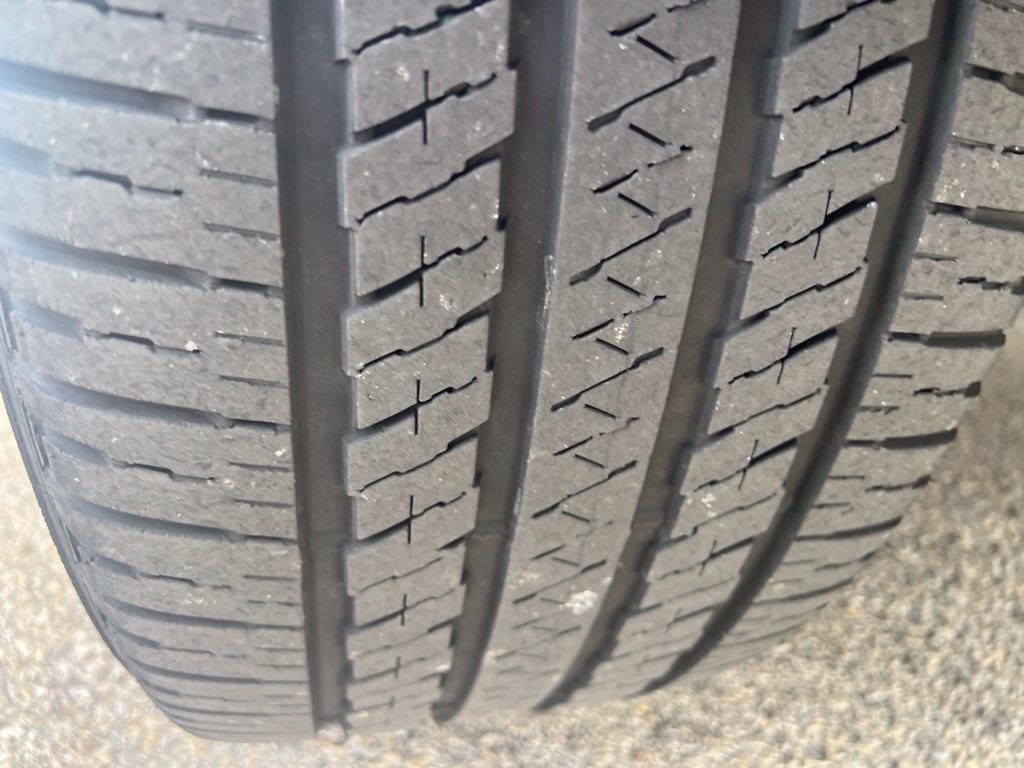 Used 2023 Jeep Grand Cherokee Altitude RWD image 14