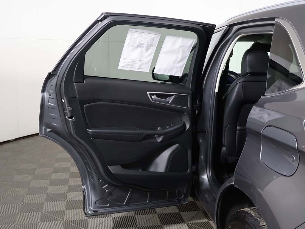 Used 2024 Ford Edge SEL w/ Convenience Package image 19