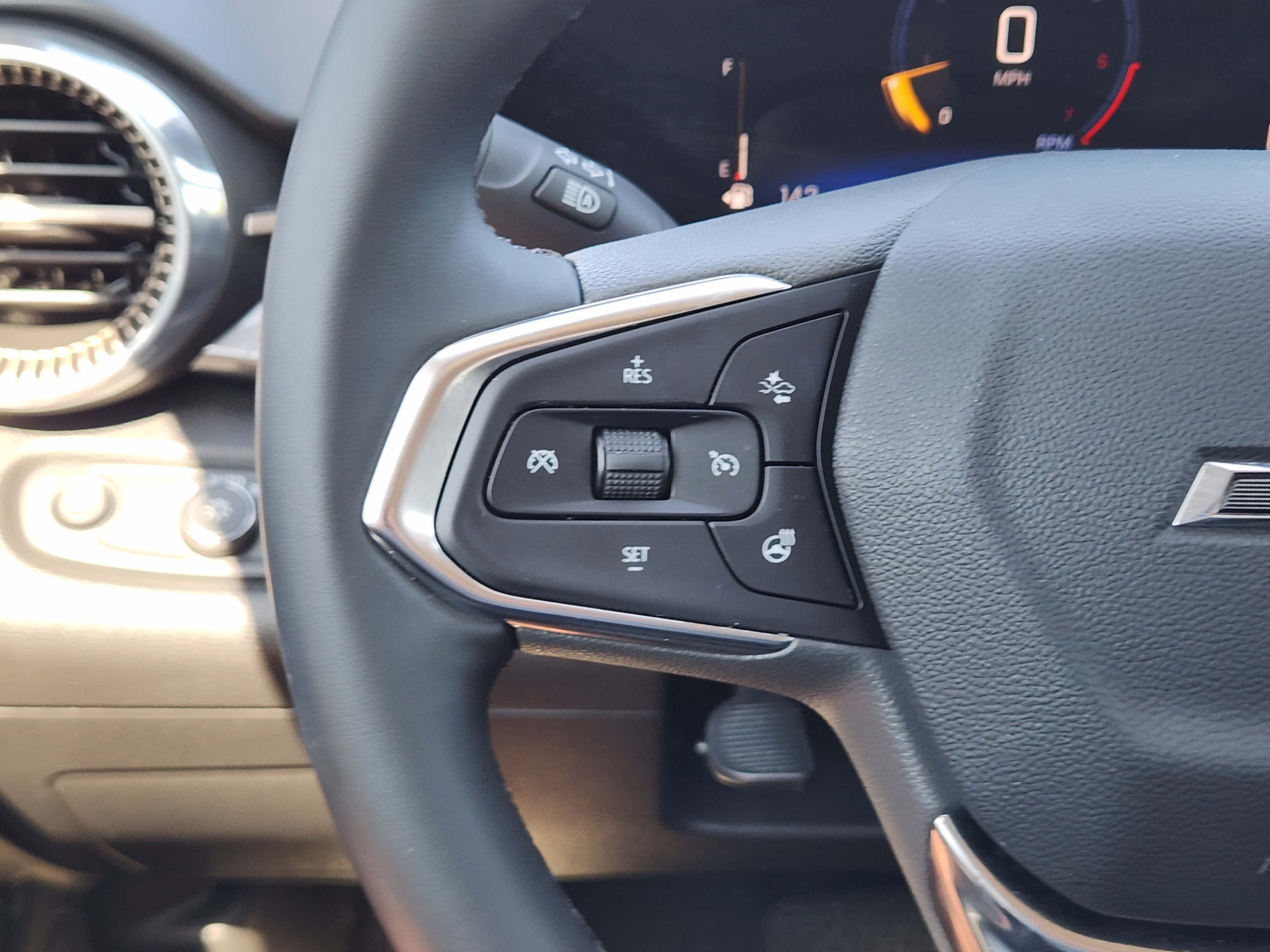 Used 2026 Chevrolet Trax ACTIV FWD image 26