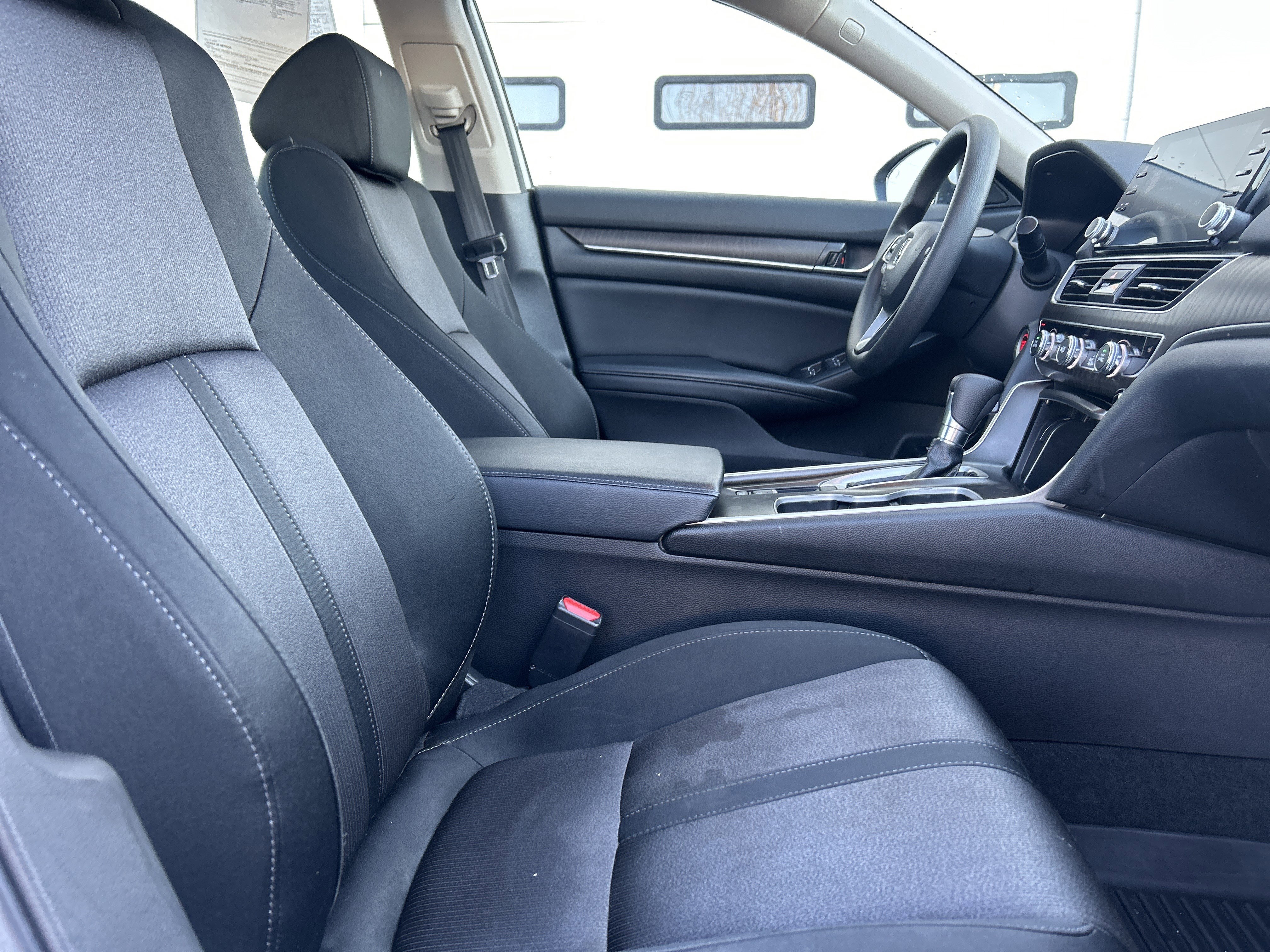 Certified 2018 Honda Accord EX image 31