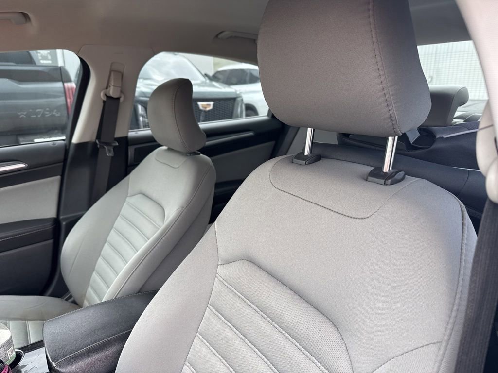 Used 2015 Ford Fusion S FWD image 20
