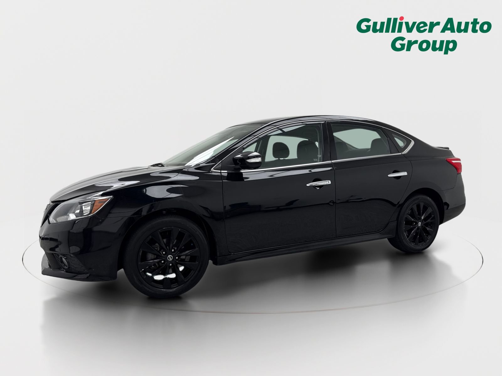 Used 2018 Nissan Sentra SR w/ SR Midnight Edition Package FWD image 2