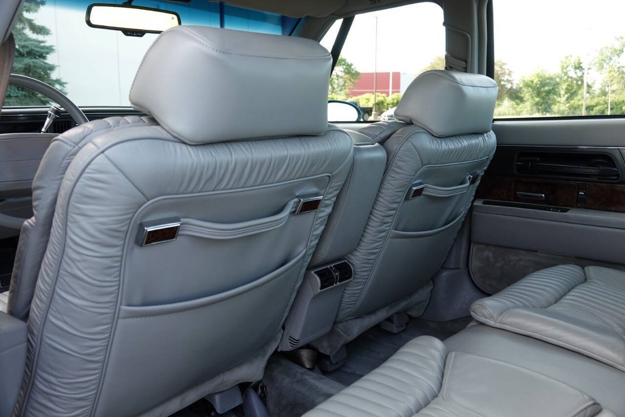Used 1993 Buick Park Avenue Ultra FWD image 73
